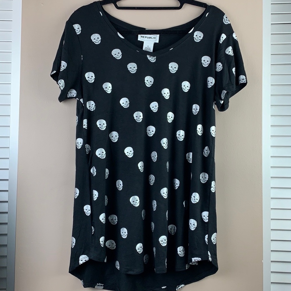 Republic Smiling Skeleton Shirt